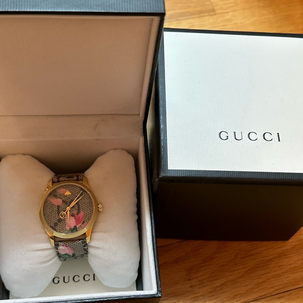 Gucci Blooms Watch